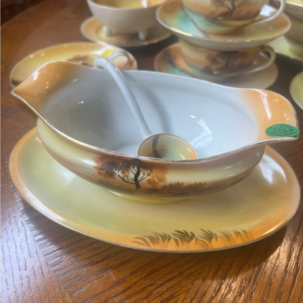 Noritake Meadow Collection - Picture 9 of 11